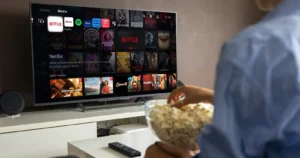 salon moderne avec PS5 connectée et setup IPTV optimisé